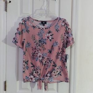 NWT IZ Byer blouse